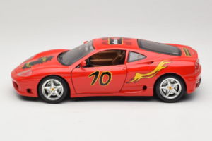 Ferrari 360 Modena #10 5 Jahre IG Bburago Rdeč Bburago 1:18 3358-P2 Kovina – slika 4 od 8