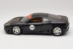 Ferrari 360 Modena #14 Črn Omejena Izdaja Bburago 1:18 3368-B1 Kovina – slika 4 od 8