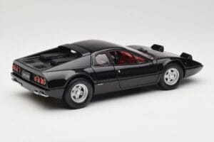 Ferrari 365 GT4/BB Črn Kyosho 1:18 08173K Kovina – slika 3 od 8