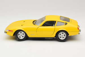 Ferrari 365 GTB/4 Daytona Rumen Techno Giodi 1:18 40011-Y1 Kovina – slika 3 od 7