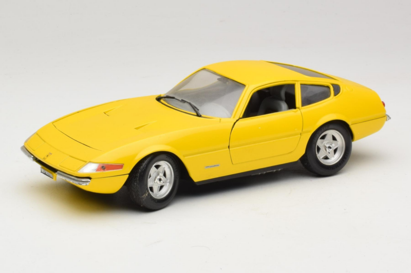 Ferrari 365 GTB/4 Daytona Rumen Techno Giodi 1:18 40011-Y1 Kovina