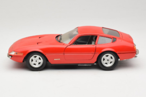 Ferrari 365 GTB/4 Daytona Rdeč Techno Giodi 1:18 40011-P2 Kovina – slika 4 od 8