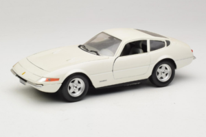 Ferrari 365 GTB/4 Daytona Berlina Bel Techno Giodi 1:18 74007 Kovina