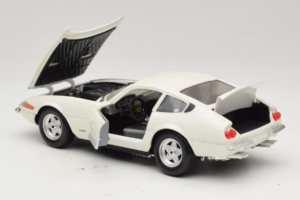 Ferrari 365 GTB/4 Daytona Berlina Bel Techno Giodi 1:18 74007 Kovina – slika 5 od 8