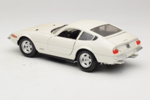 Ferrari 365 GTB/4 Daytona Berlina Bel Techno Giodi 1:18 74007 Kovina – slika 7 od 8