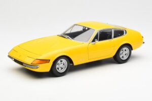Ferrari 365 GTB/4 Daytona Rumen Kyosho 1:18 08162Y Kovina