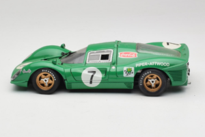 Ferrari 412P #7 Zelen 24 Hours of Daytona 1967 Eagles Race 1:18 37000 Kovina – slika 4 od 8
