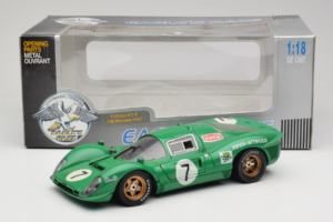Ferrari 412P #7 Zelen 24 Hours of Daytona 1967 Eagles Race 1:18 37000 Kovina – slika 8 od 8
