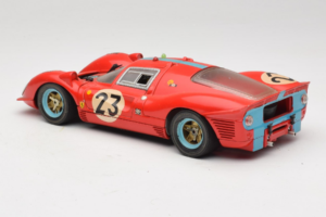 Ferrari 412P #23 W. Mairesse / J. Beurlys Le Mans 1967 Rdeč Revell 1:18 48826 Kovina – slika 7 od 8