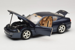 Ferrari 456 GT Moder Bburago 1:18 3036-B1 Kovina – slika 2 od 8