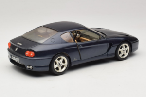 Ferrari 456 GT Moder Bburago 1:18 3036-B1 Kovina – slika 3 od 8