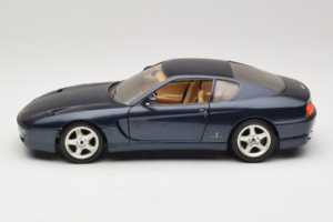 Ferrari 456 GT Moder Bburago 1:18 3036-B1 Kovina – slika 4 od 8