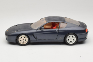 Ferrari 456 GT Dark Blue Metallic Bburago 1:18 3036-B2 Kovina – slika 4 od 8