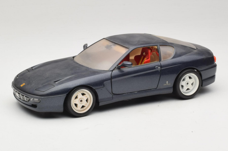 Ferrari 456 GT Dark Blue Metallic Bburago 1:18 3036-B2 Kovina