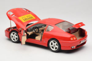 Ferrari 456 GT Ferrari Model Club Rdeč Bburago 1:18 3036-P1 Kovina – slika 5 od 8