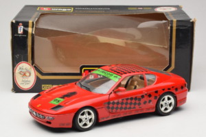 Ferrari 456 GT Interconti Car HiFi Rdeč Bburago 1:18 3036-D Kovina – slika 8 od 8