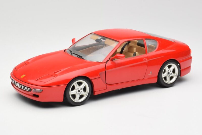 Ferrari 456 GT Rdeč Bburago 1:18 3036-M1 Kovina