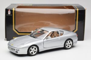 Ferrari 456 GT Srebrn Bburago 1:18 3036-M2 Kovina – slika 8 od 8