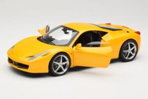 Ferrari 458 Italia Rumen Hot Wheels 1:18 P9894 Kovina – slika 2 od 8
