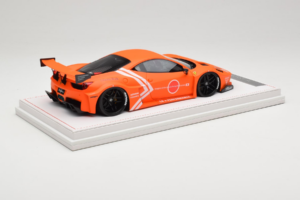 Ferrari 458 Liberty Walk LB-Silhouette WORKS GT Oranžen IVY 1:18 REMC002 Smola – slika 3 od 6