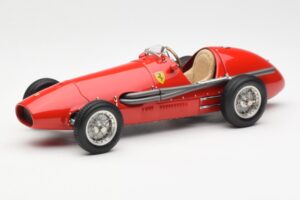 Ferrari 500 F2 #1 A. Ascari F1 Double World Champion 1952-1953 CMC 1:18 M-056 Kovina