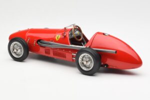Ferrari 500 F2 #1 A. Ascari F1 Double World Champion 1952-1953 CMC 1:18 M-056 Kovina – slika 5 od 6