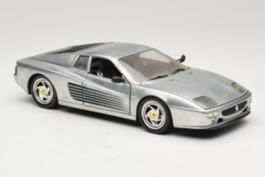 Ferrari 512M Chrome Silver Hot Wheels 1:18 25739 Kovina – slika 6 od 8