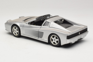 Ferrari 512TR Targa Srebrn Mira 1:18 6175 Kovina – slika 7 od 8