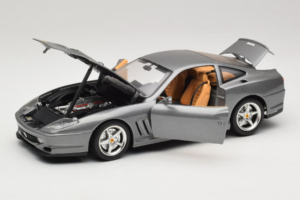 Ferrari 550 Maranello 25 Jahre Ferrari Model Club Srebrna 2. Različica Bburago 1:18 3064-S1 Kovina – slika 2 od 8