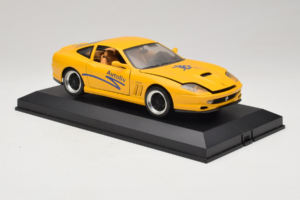 Ferrari 550 Maranello Autoliv Rumen Omejena Izdaja Exclusive Cars 1:18 EC002 Kovina – slika 6 od 9