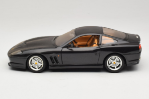 Ferrari 550 Maranello Črn Metalik Bburago 1:18 3344-B1 Kovina – slika 4 od 8