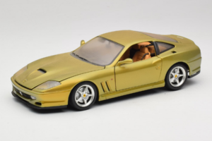 Ferrari 550 Maranello Gold Metallic Braccio & Gotz Bburago 1:18 3044-G1 Kovina