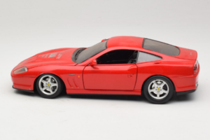 Ferrari 550 Maranello Rdeč Anson 1:18 3238 Kovina – slika 4 od 8
