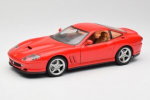 Ferrari 550 Maranello Rdeč Maisto 1:18 31839 Kovina