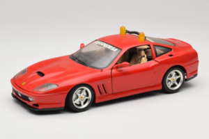 Ferrari 550 Maranello Safety Car Rosso Corsa Bburago 1:18 3064-P1 Kovina