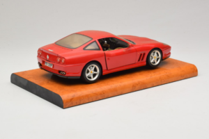 Ferrari 550 Maranello Technik Museum Speyer Edition Bburago 1:18 B001 Kovina – slika 3 od 8