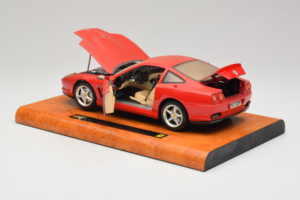 Ferrari 550 Maranello Technik Museum Speyer Edition Bburago 1:18 B001 Kovina – slika 5 od 8