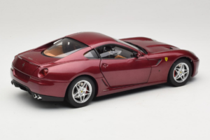 Ferrari 599 GTB Fiorano Temno Rdeč Hot Wheels 1:18 M1200 Kovina – slika 3 od 8