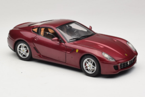 Ferrari 599 GTB Fiorano Temno Rdeč Hot Wheels 1:18 M1200 Kovina – slika 6 od 8
