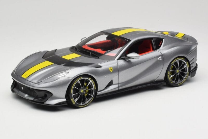 Ferrari 812 Competizione Grigio Coburn Bburago 1:18 18-01647 Kovina