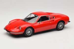 Ferrari Dino 246 GT Rdeč Norev 1:18 187800 Kovina