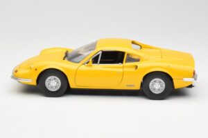 Ferrari Dino 246 GT Rumen Anson 1:18 30301W Kovina – slika 4 od 8