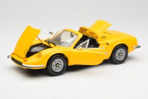 Ferrari Dino 246 GTS Rumen Hot Wheels 1:18 23920 Kovina – slika 2 od 8