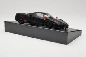Ferrari Enzo Matt Black Omejena Izdaja BBR 1:18 HE180029 Kovina – slika 5 od 9