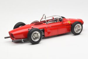 Ferrari Dino 156 Sharknose F1 1961 CMC 1:18 M-078 Kovina – slika 2 od 6