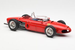 Ferrari Dino 156 Sharknose F1 1961 CMC 1:18 M-078 Kovina – slika 4 od 6