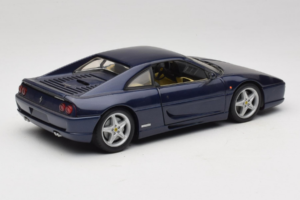 Ferrari F355 Berlinetta Moder Metalik UT Models 1:18 180074020-B1 Kovina – slika 3 od 8