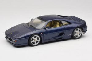 Ferrari F355 Berlinetta Moder Metalik UT Models 1:18 180074020-B1 Kovina