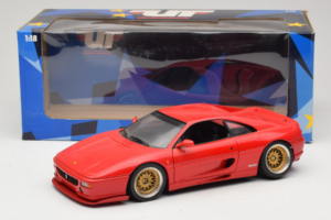 Ferrari F355 Berlinetta Rdeč Z Zlatimi Naročniškimi Platišči UT Models 1:18 180074020-P5 Kovina – slika 8 od 8