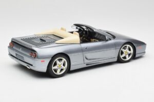 Ferrari F355 Spider Srebrn Hot Wheels 1:18 23907-M1 Kovina – slika 3 od 8